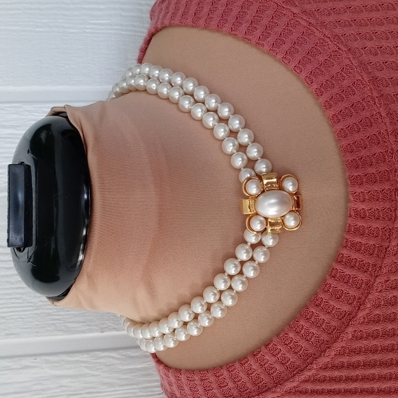 Double strand pearl necklace 16 in nice easy safety clasp - Picture 1 of 17